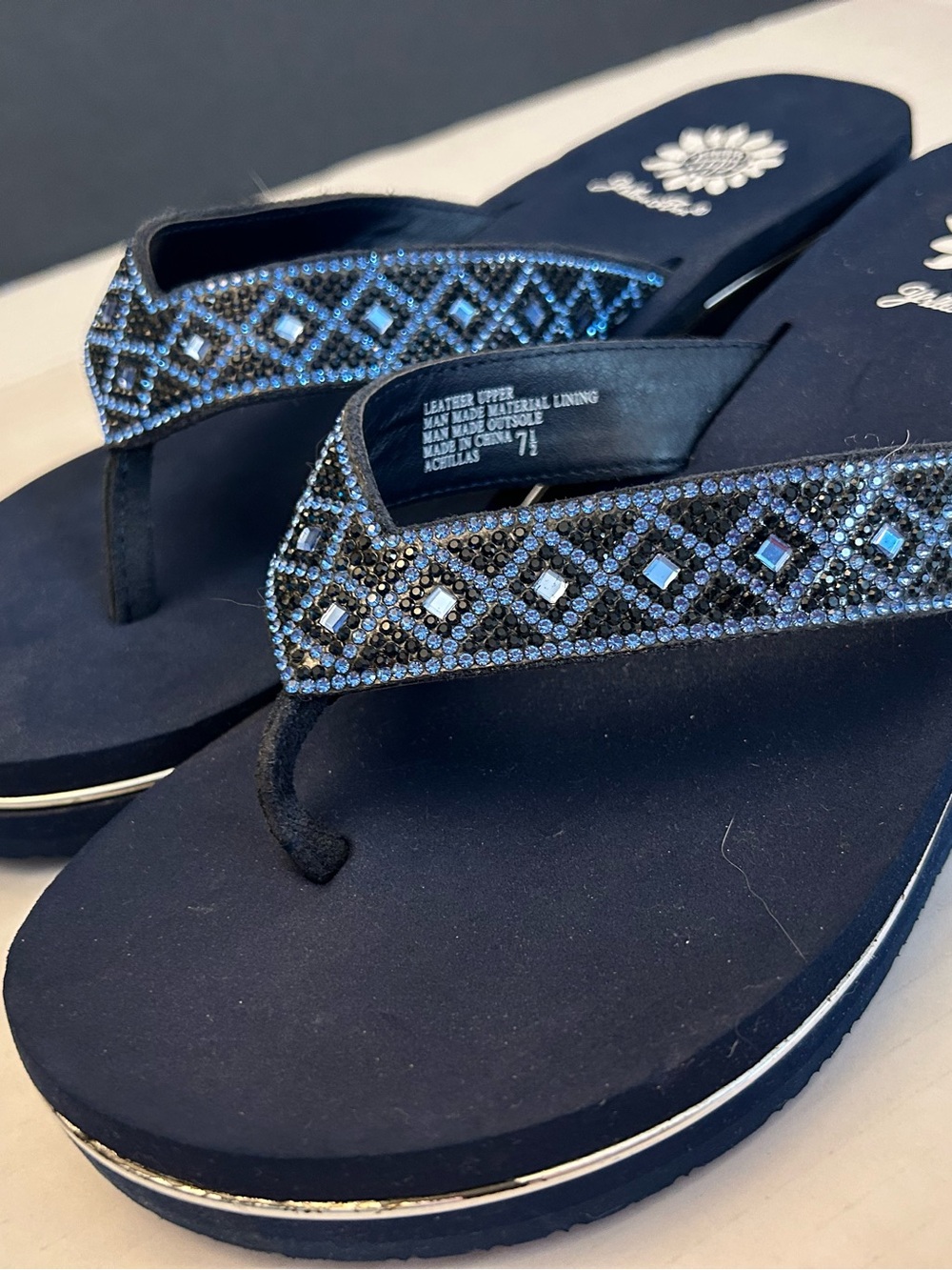 Yellow Box Navy Blue Beaded brand new women’s size 7.5 Sandals